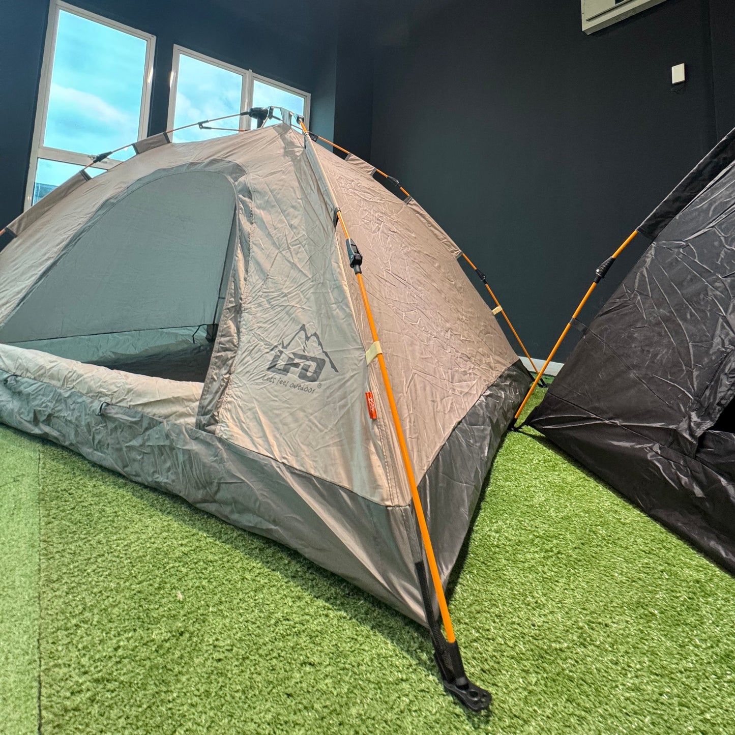 LF003-004 LFO GJ-2022 XS Auto-Tent ,Single-layer hydraulic Automatic Tent 1-2 person