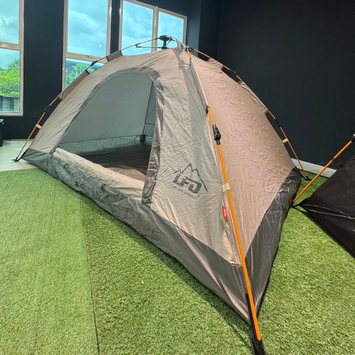 LF003-004 LFO GJ-2022 XS Auto-Tent ,Single-layer hydraulic Automatic Tent 1-2 person
