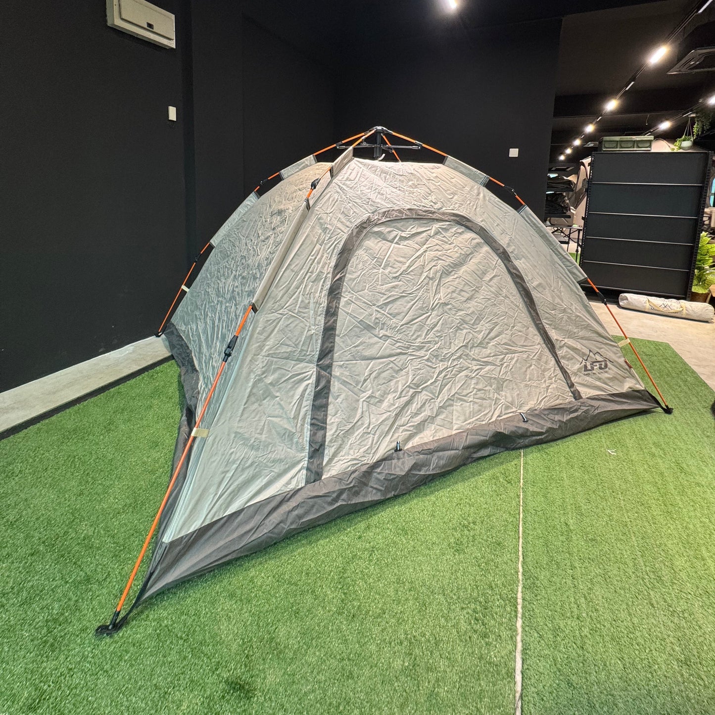 LF005 LFO GJ-2021 S Auto-Tent, 2-3 Persons Single Layer Hydraulic Automatic Tent