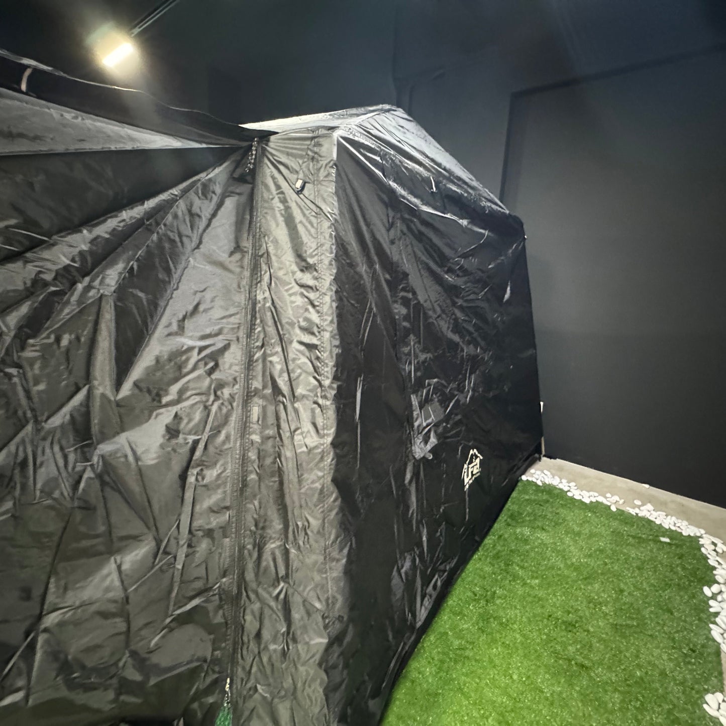 LF008-009 LFO GJ-1895 Medium Manual Family Tent, 4-5 Persons