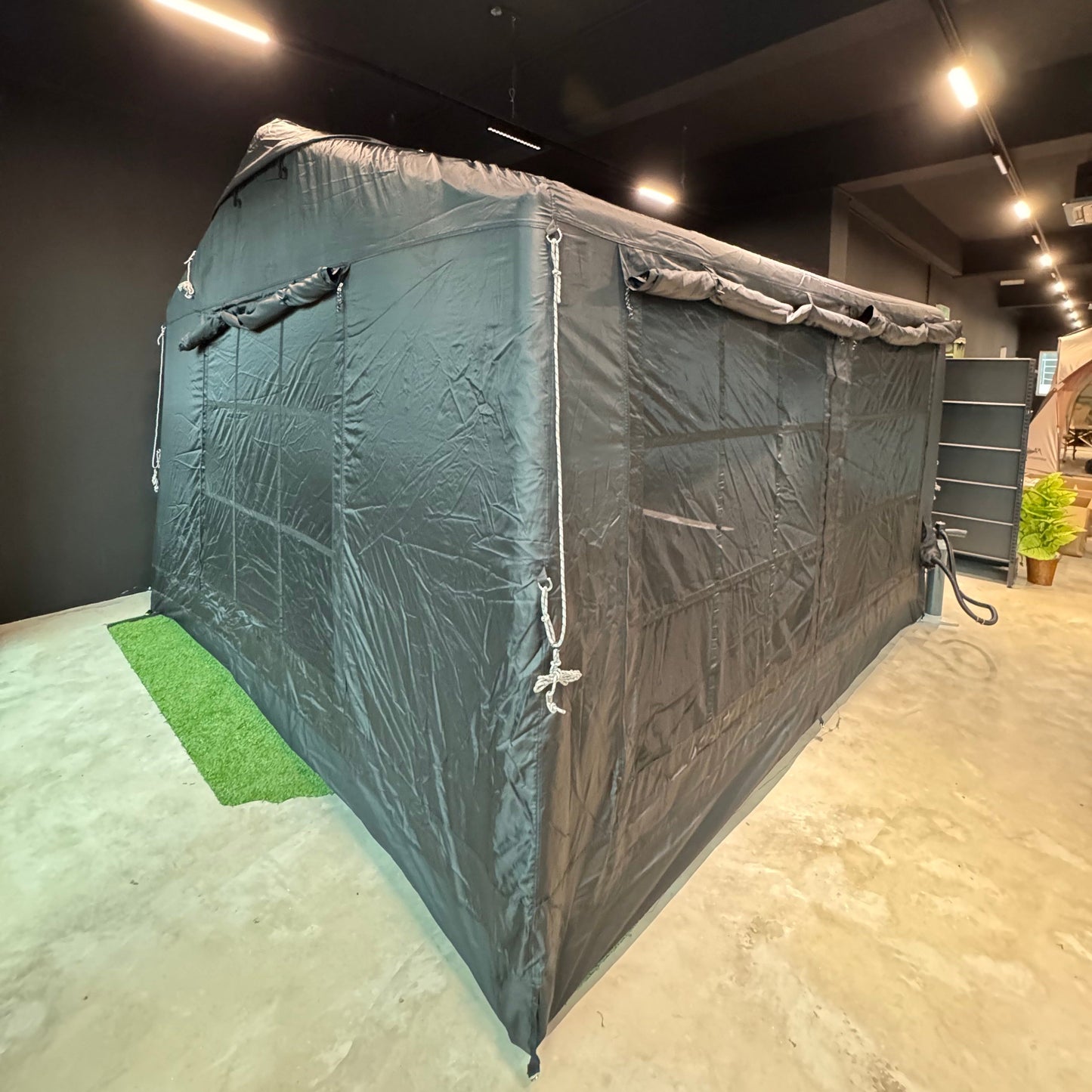 LF010-011 | LFO Large Inflatable Tent, Family Tent, 8-10 persons | LF010 | LF011 |