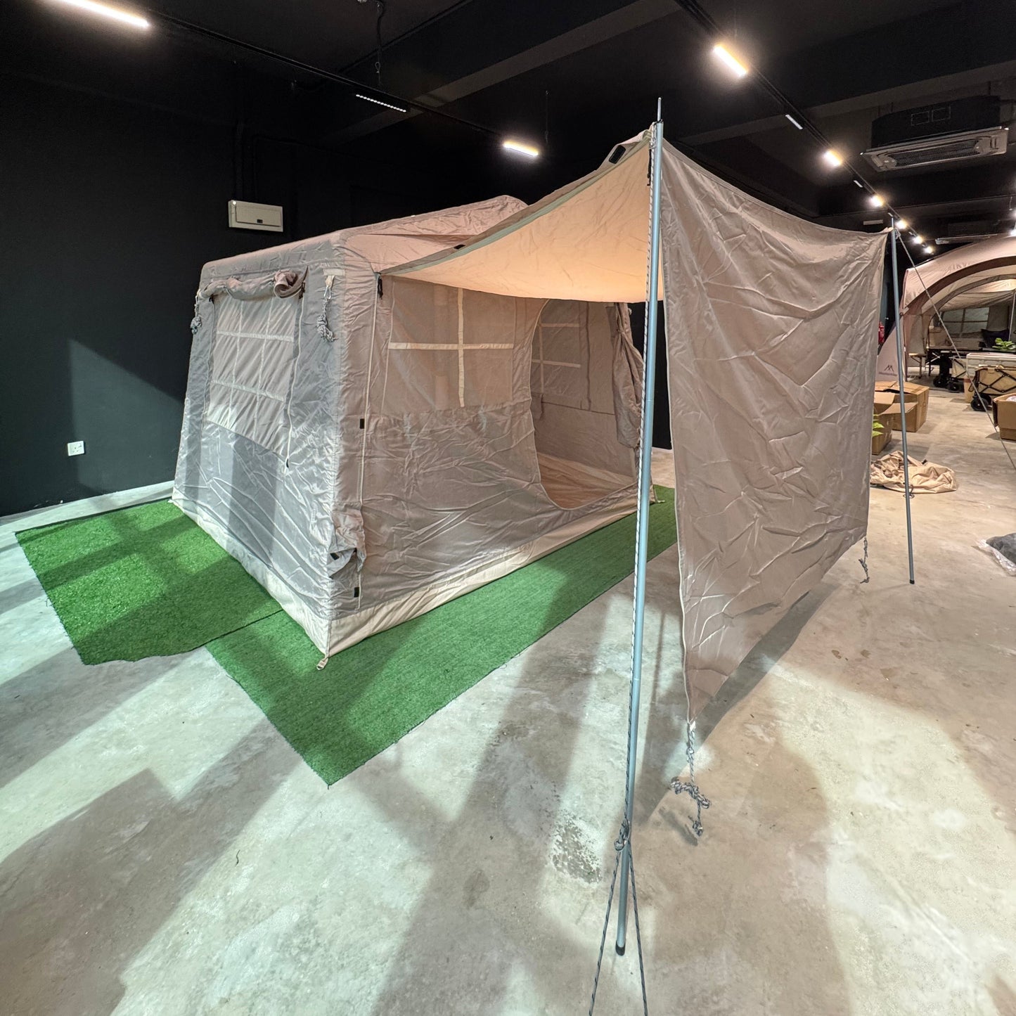 LF007 LFO No 5 Inflatable Tent KHAKI
