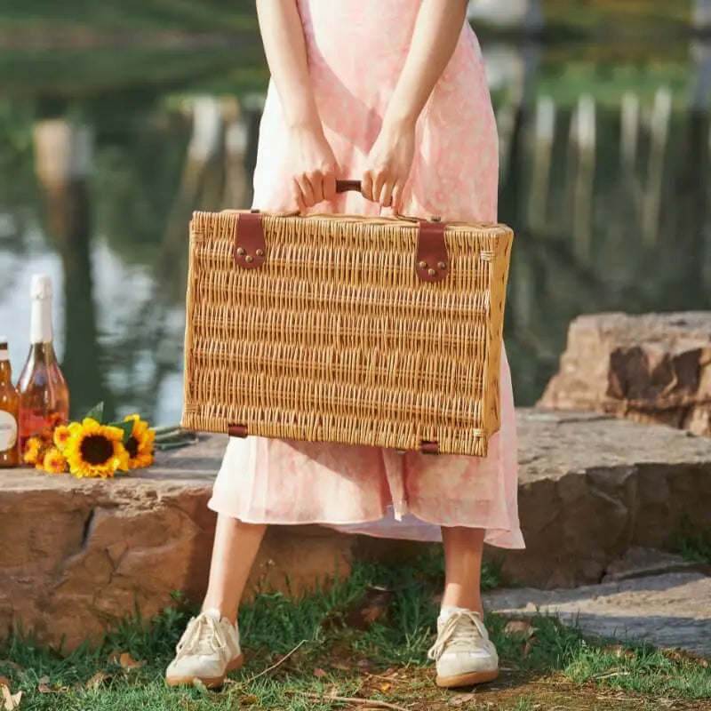 MG039 | MOBI GARDEN NX21671111 _ Insulated Picnic Basket