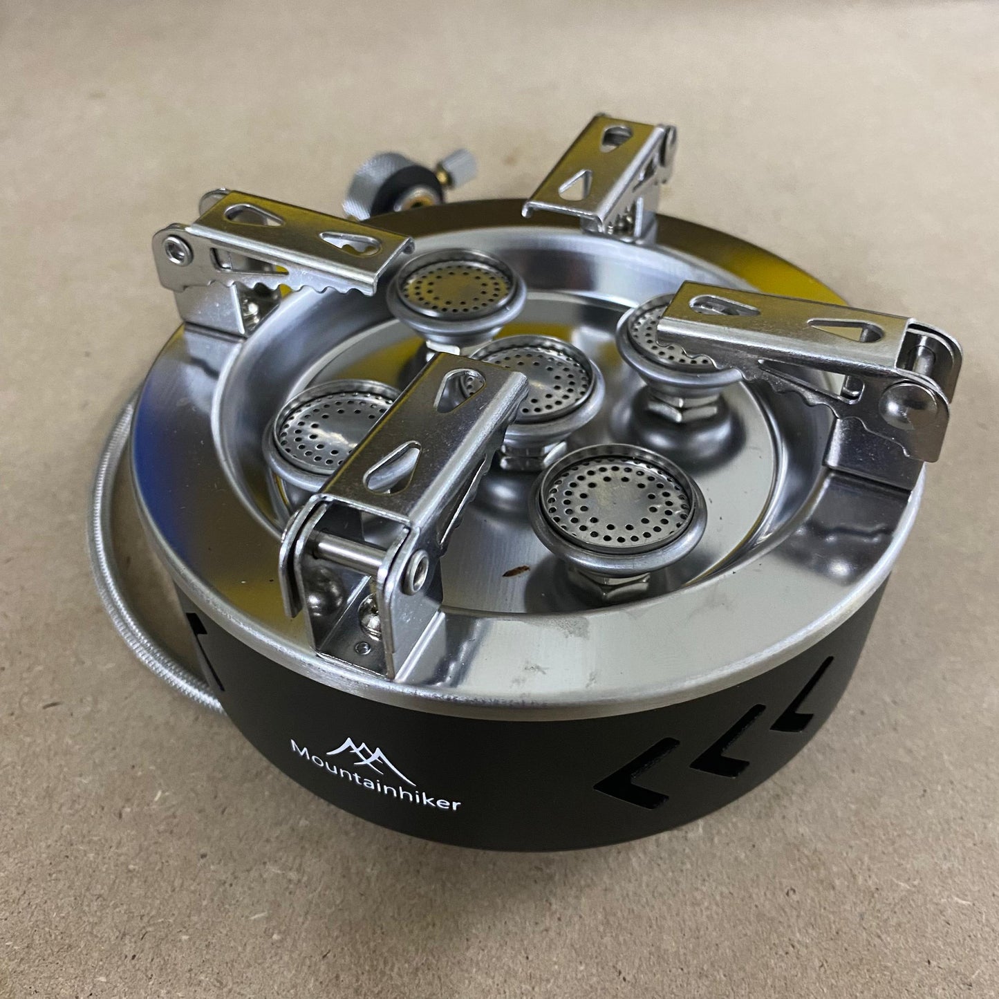MH053-SZK1025 MOUNTAINHIKER Fire Spiit Stove Five Star 11.0kW