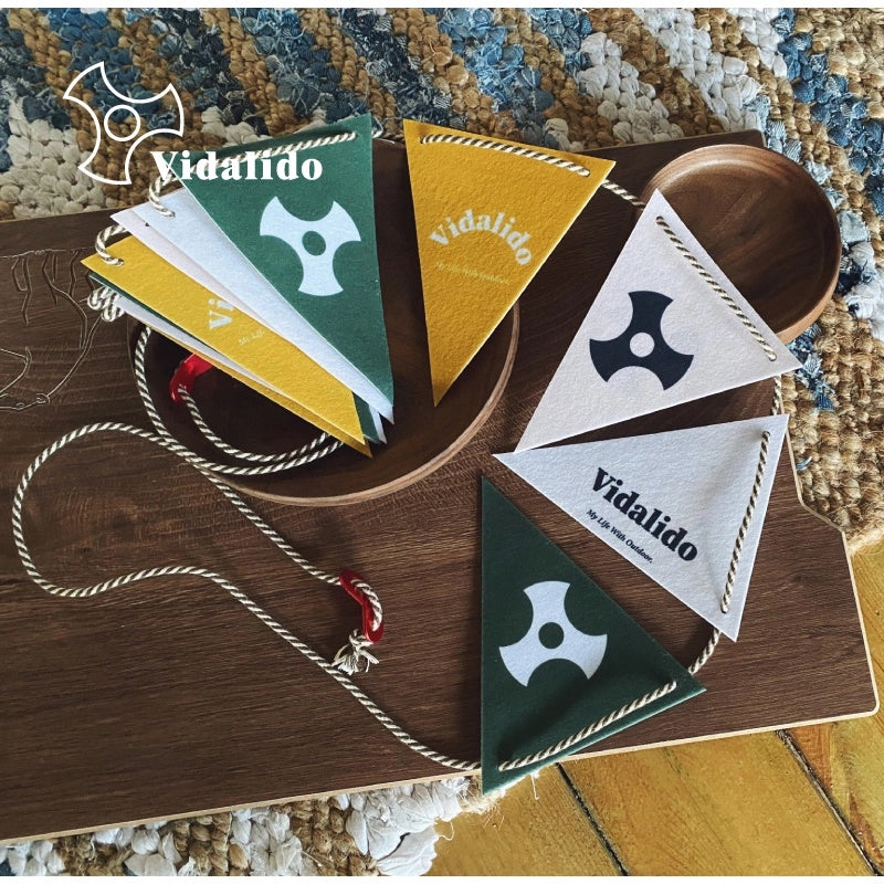 VD027 | VIDALIDO Felt pennant (4.8m/12 flags)