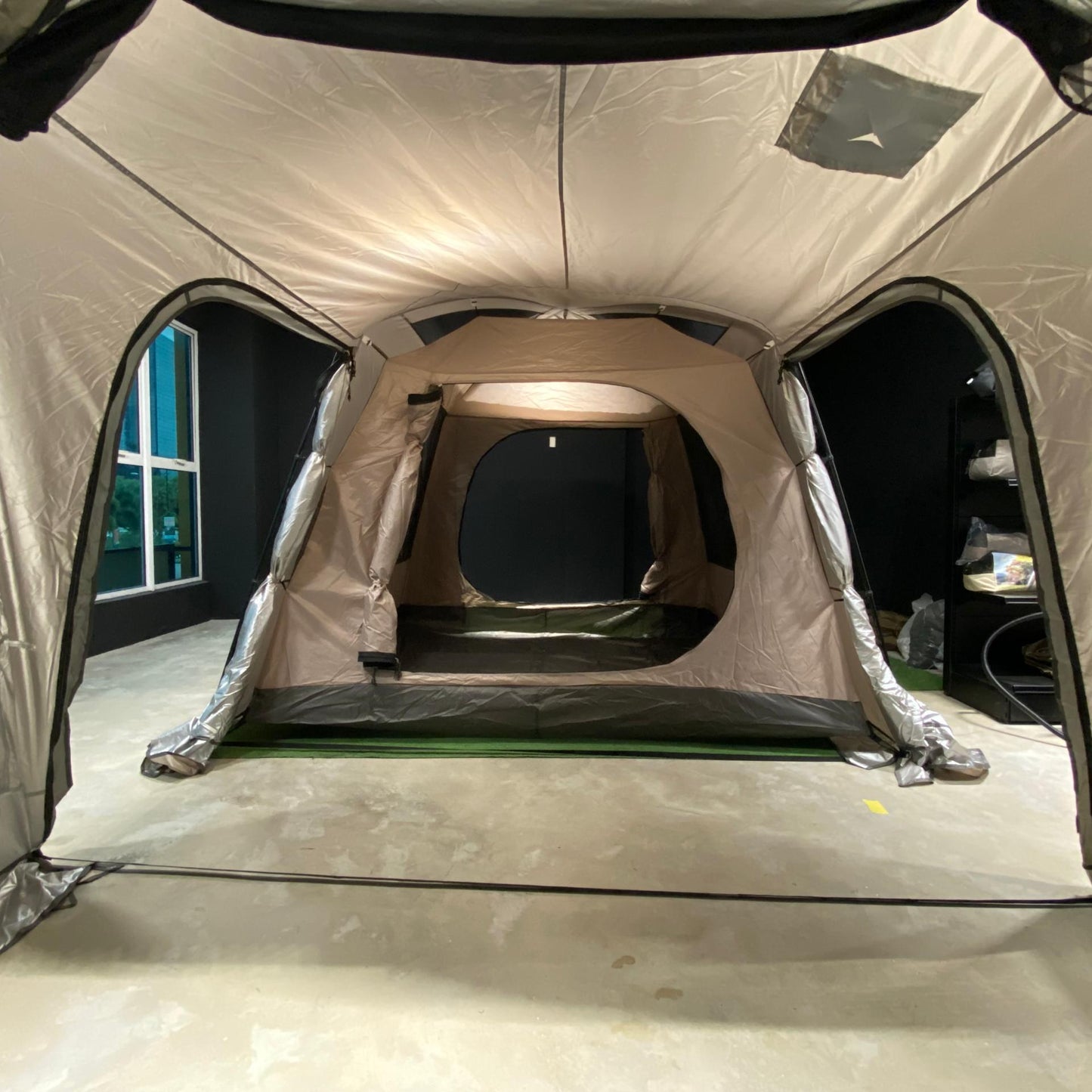 LF016-017 LFO GJ-1895 Large Tunnel Tent