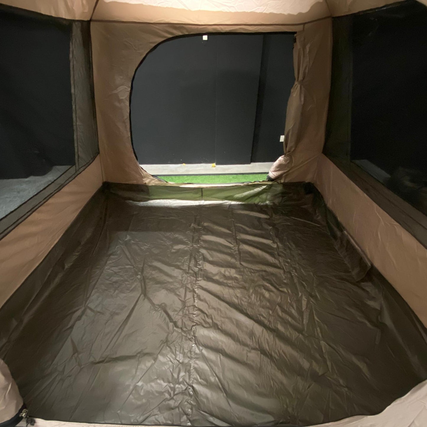 LF016-017 LFO GJ-1895 Large Tunnel Tent